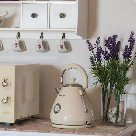 Nyaraló In With House Sea View Cres