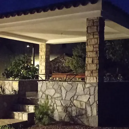 Cozy Home In Cres With House A Panoramic View Ferienhaus *