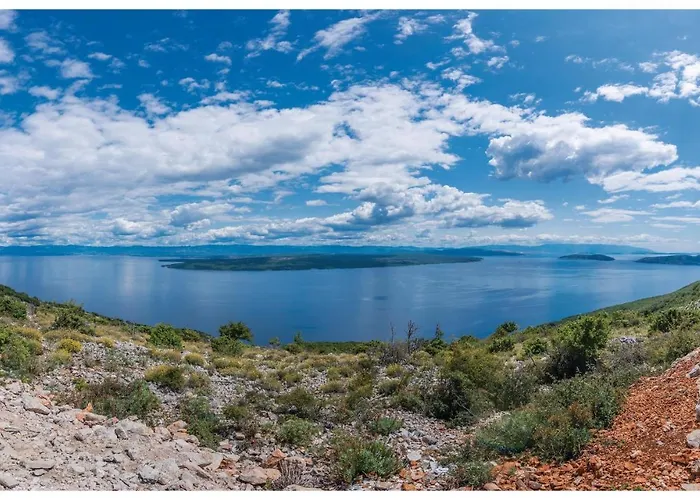 Holiday home In With House Sea View
