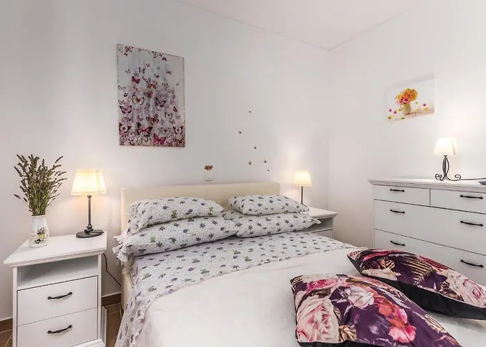 In With House Sea View Holiday home