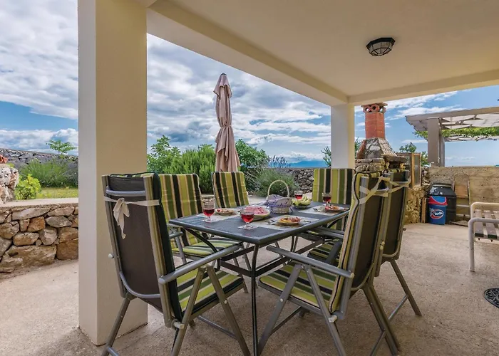 In With House Sea View Holiday home Cres