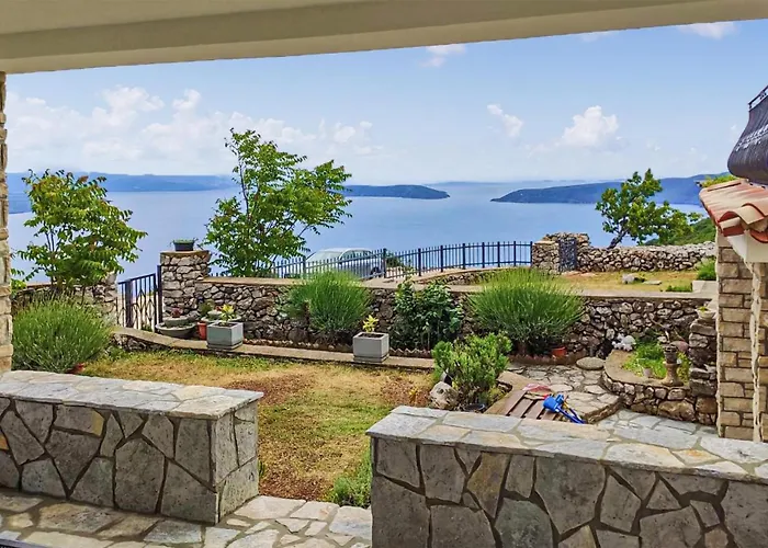 In With House Sea View * Cres