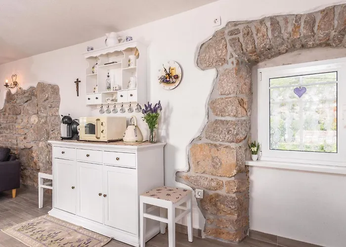 Holiday home In With House Sea View